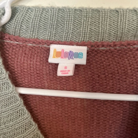 LuLaRoe Women's Mauve Gray Long Button Up Cardigan Sweater Oversized Small - Picture 3 of 8